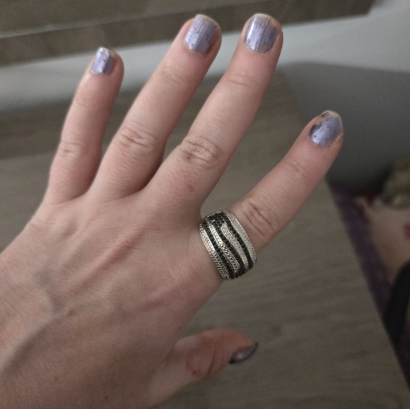 Jewerly Bundle - Picture 15 of 16